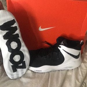 Nike zoom size 18